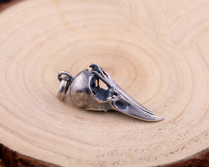 Silver Crow Skull Old Punk Crow Messenger Pendant